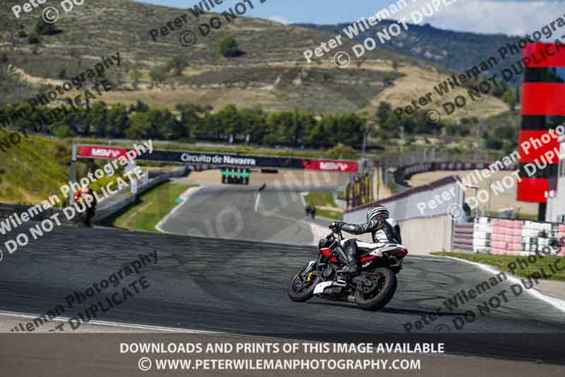 Circuito de Navarra;Spain;event digital images;motorbikes;no limits;peter wileman photography;trackday;trackday digital images